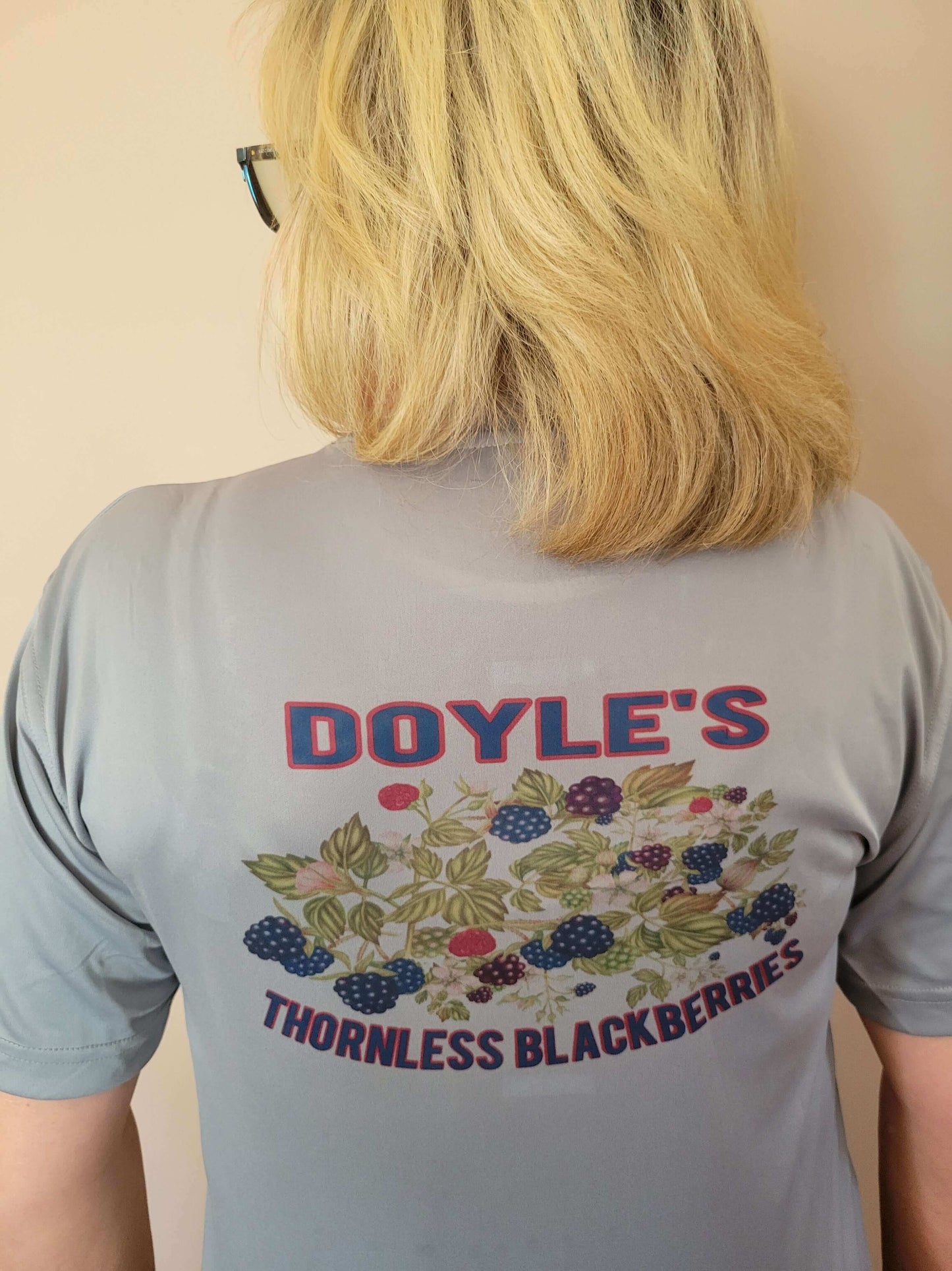 Doyles Thornless Blackberry Graphic Garden T Shirt